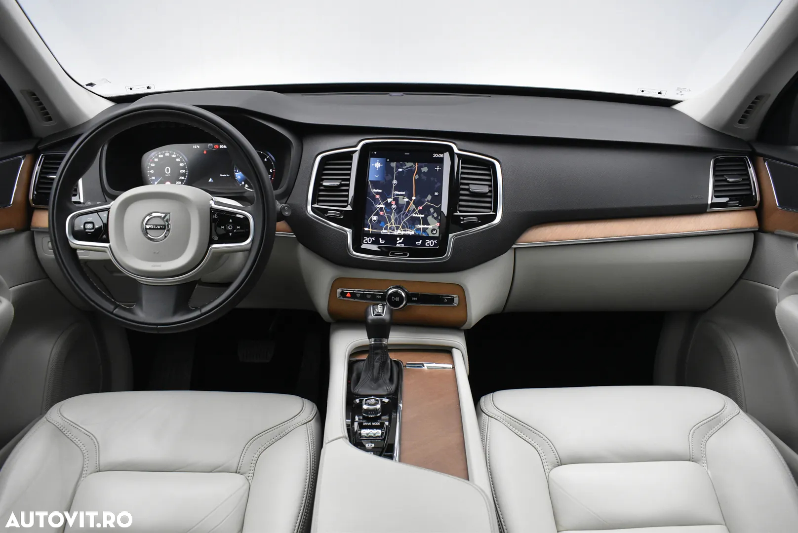 Volvo XC 90 D5 AWD Inscription - 14