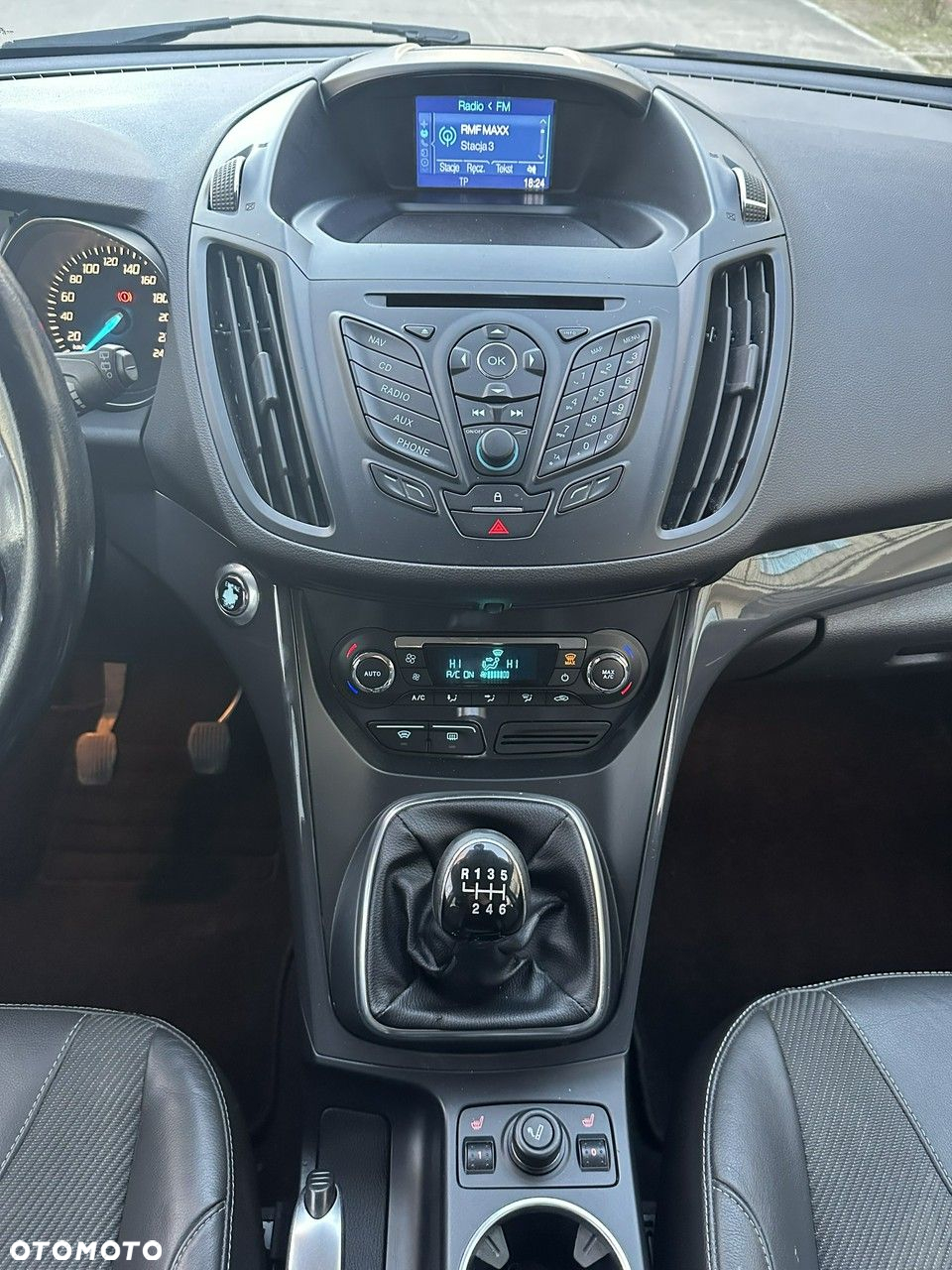 Ford Kuga - 35