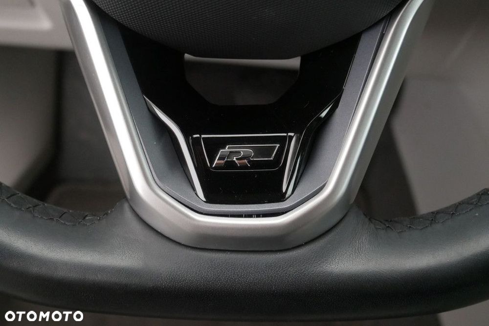 Volkswagen Passat Variant - 24