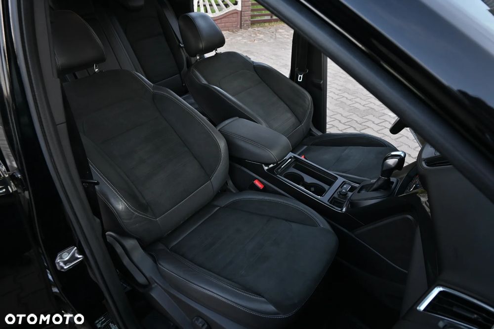 Ford Kuga 2.0 TDCi AWD ST-Line - 28