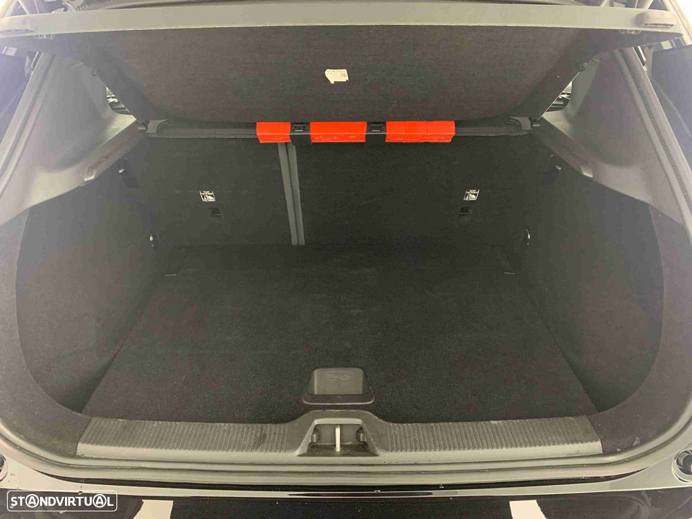 Volvo EX30 69 kWh Single Motor Extended Range Plus - 14