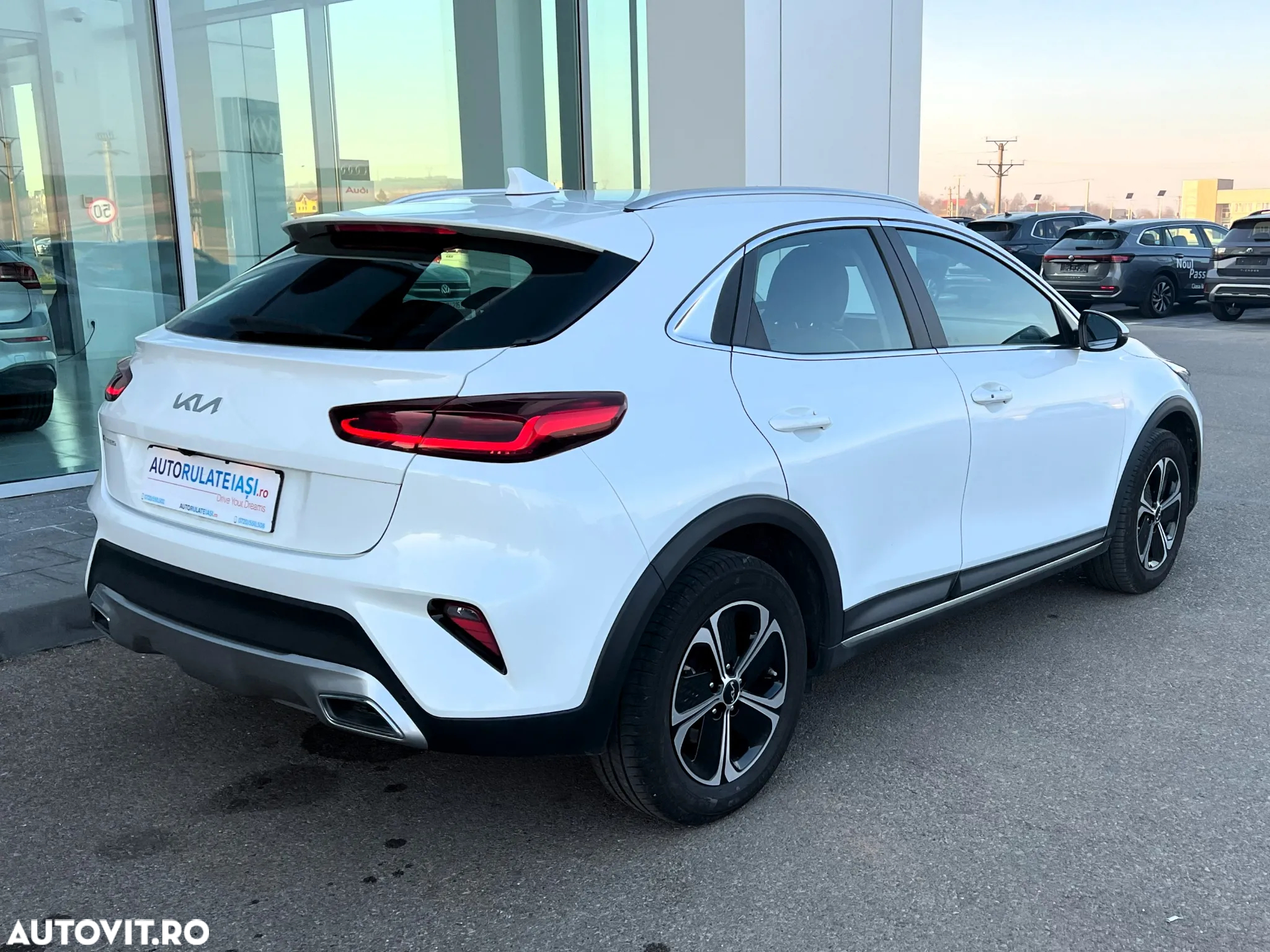 Kia XCeed 1.6 GDI DCT6 OPF Plug-in-Hybrid SPIRIT - 4