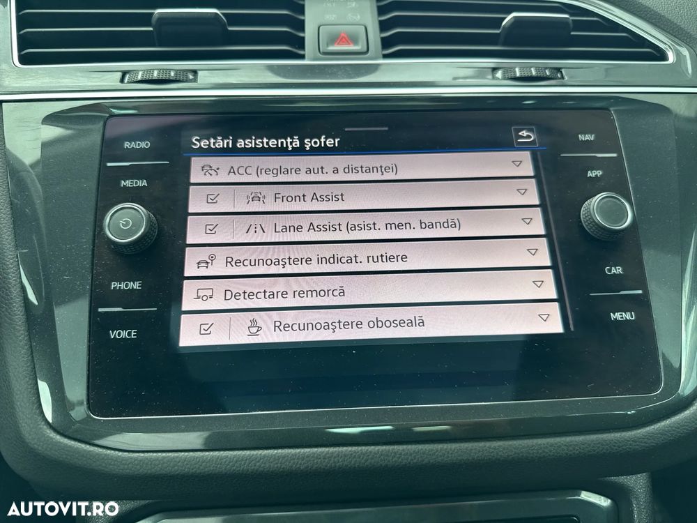 Volkswagen Tiguan 2.0 TDI 4Mot DSG Elegance - 26
