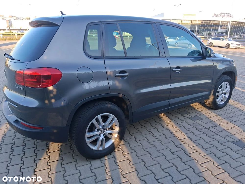 Volkswagen Tiguan - 4