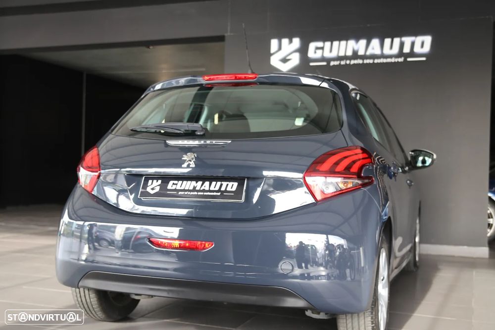 Peugeot 208 1.2 PureTech Style - 11
