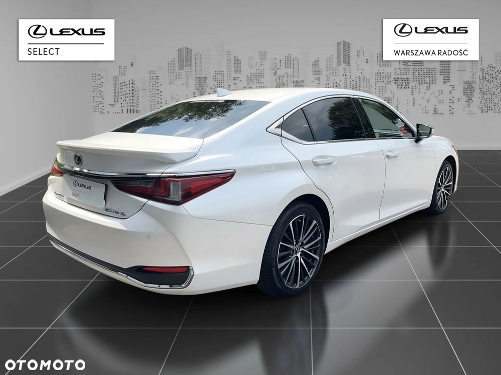 Lexus ES 300h Business Edition - 3