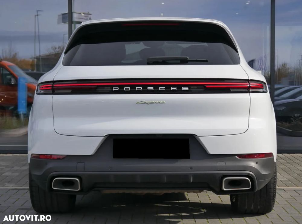 Porsche Cayenne E-Hybrid - 4