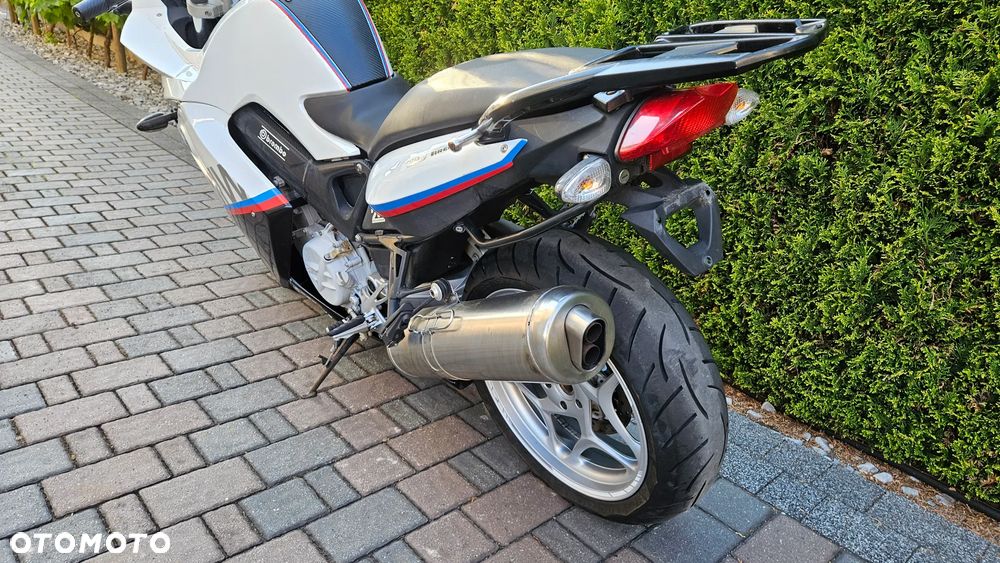 BMW F - 24
