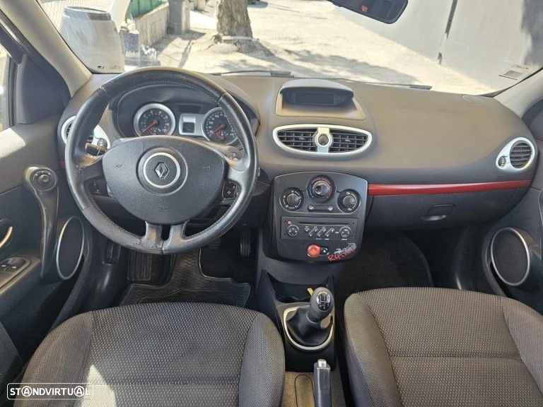 Renault Clio 1.2 16V Rip Curl - 6