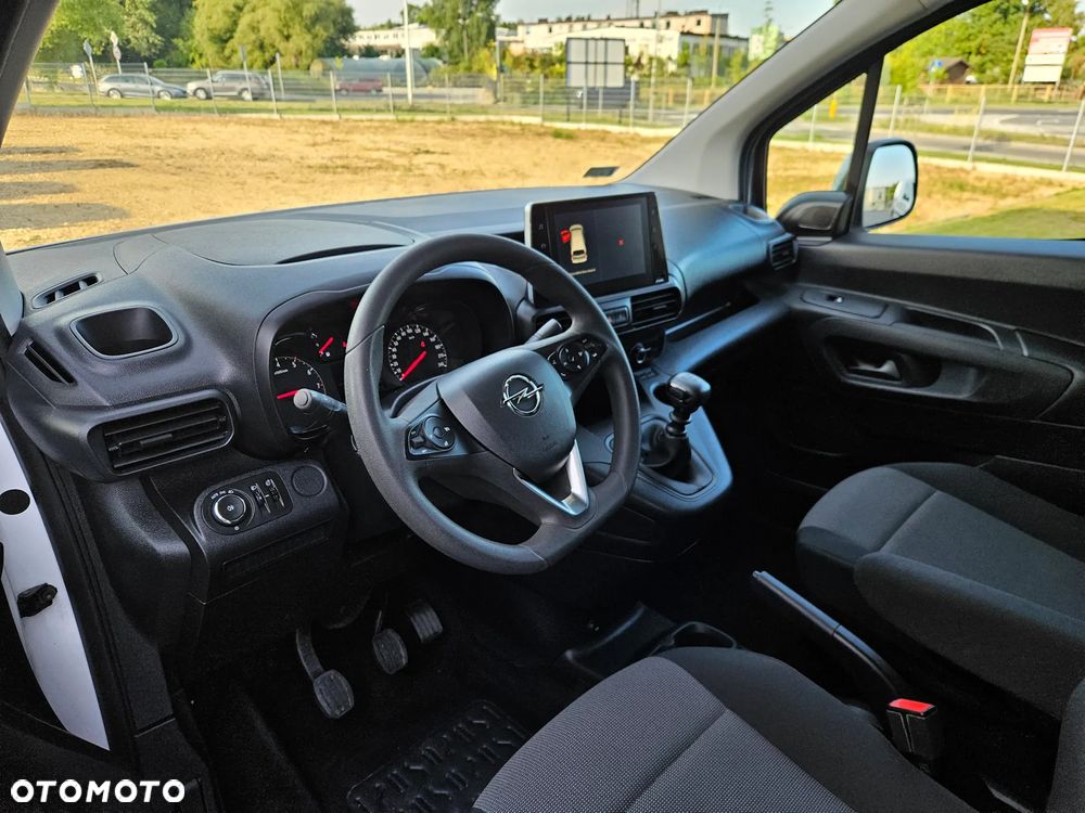 Opel Combo 1.2BENZ 110KM VAN - 6