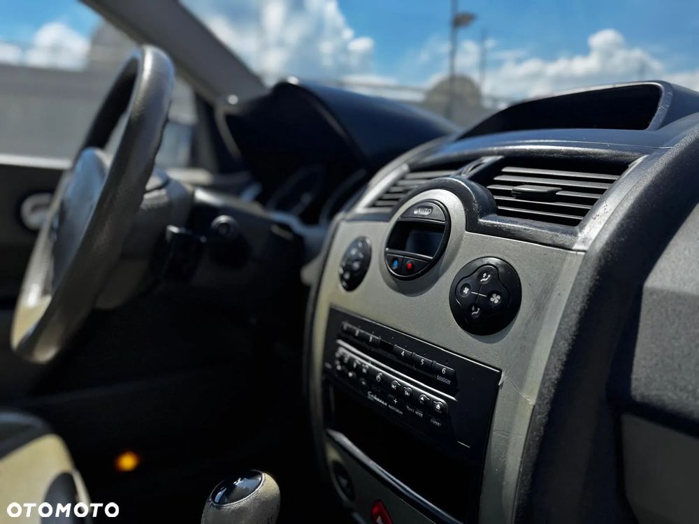 Renault Megane - 11