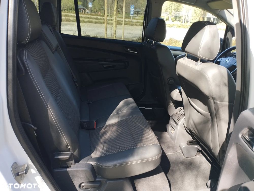 Opel Zafira 1.7 CDTI Sport - 25