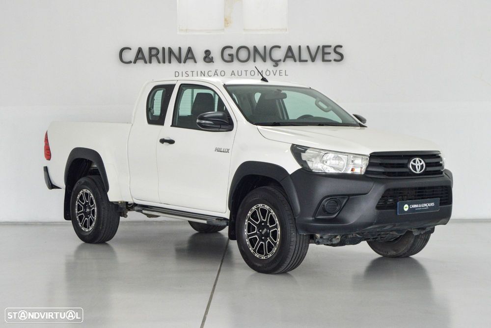 Toyota Hilux 2.4 D-4D 4X2 Cabine Extra 3L - 17