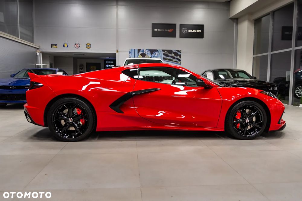 Chevrolet Corvette - 5
