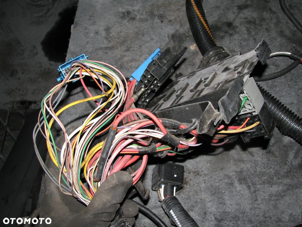 INSTALACJA wiązka silnika OPEL vivaro a RENAULT TRAFIC II 1.9 - 5