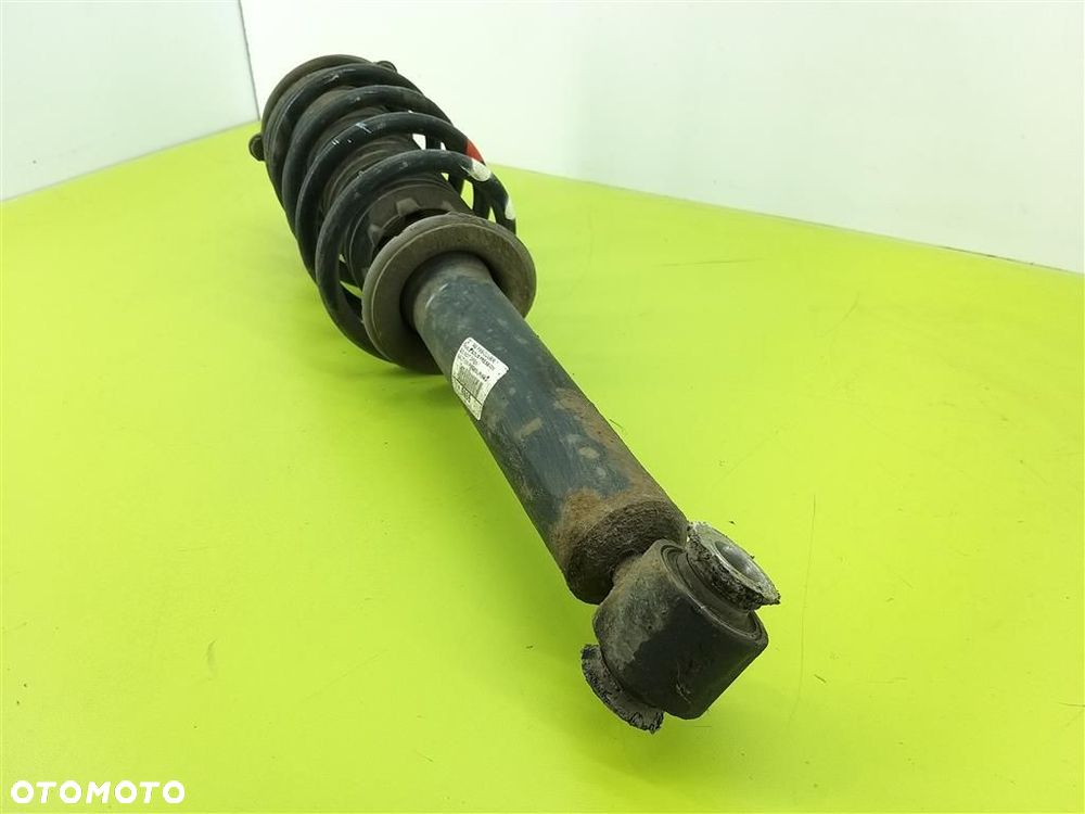 Mcpherson AMORTYZATOR przód prawy Peugeot 407 2.2B 16V 2004-2011 - 2