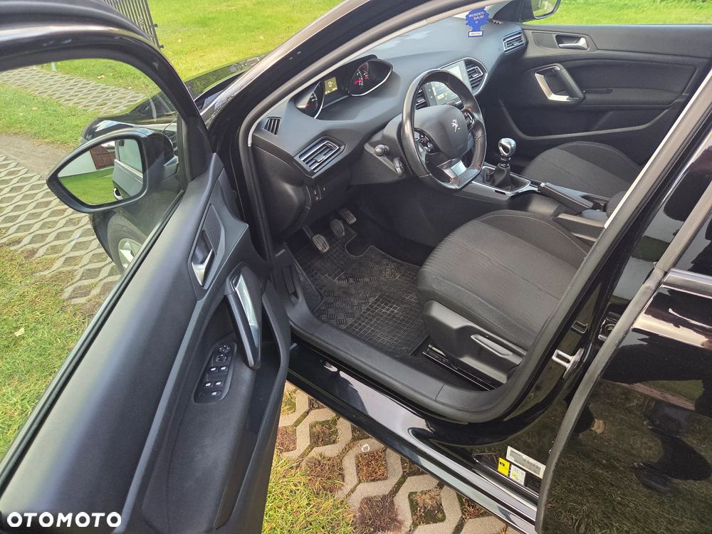 Peugeot 308 - 17