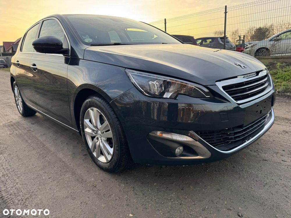 Peugeot 308 - 26