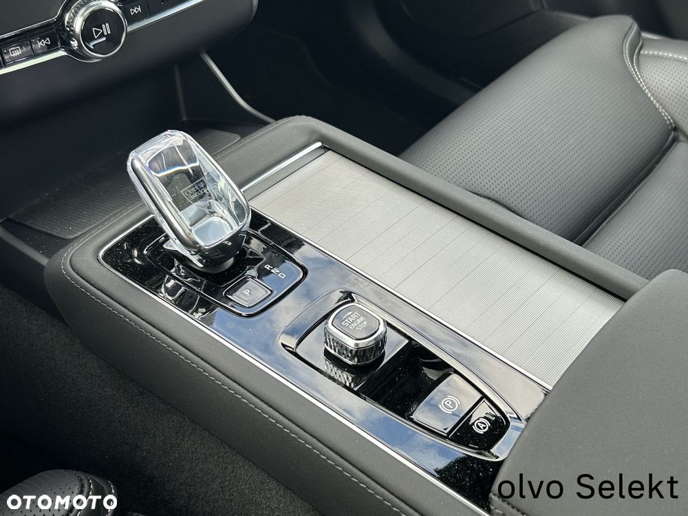 Volvo XC 90 - 26