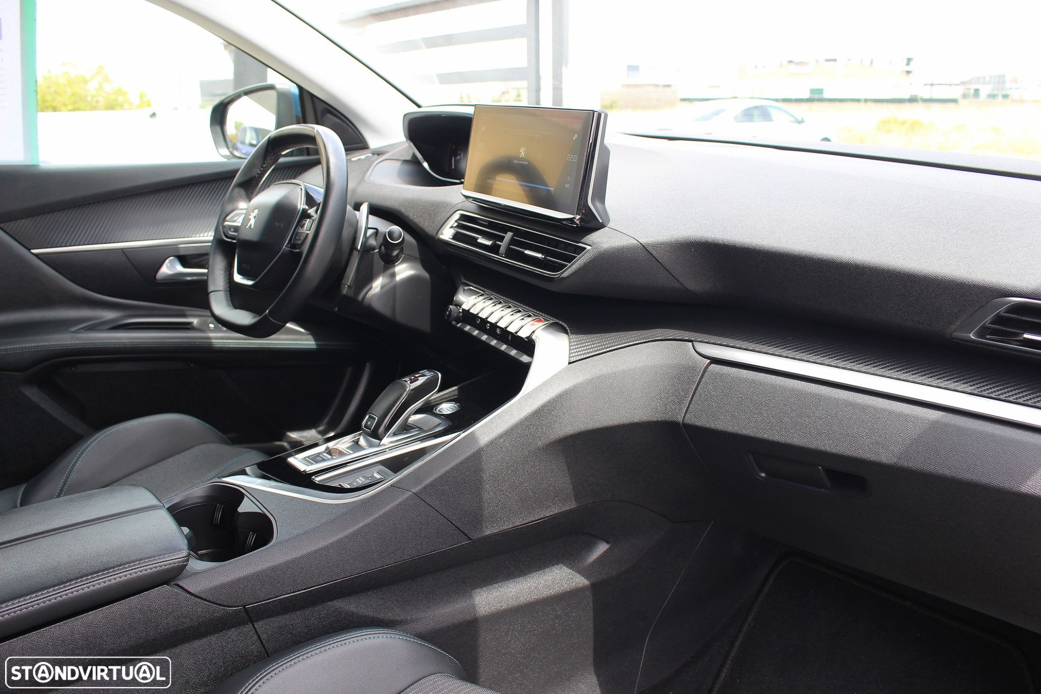 Peugeot 3008 1.5 BlueHDi Allure EAT8 - 35