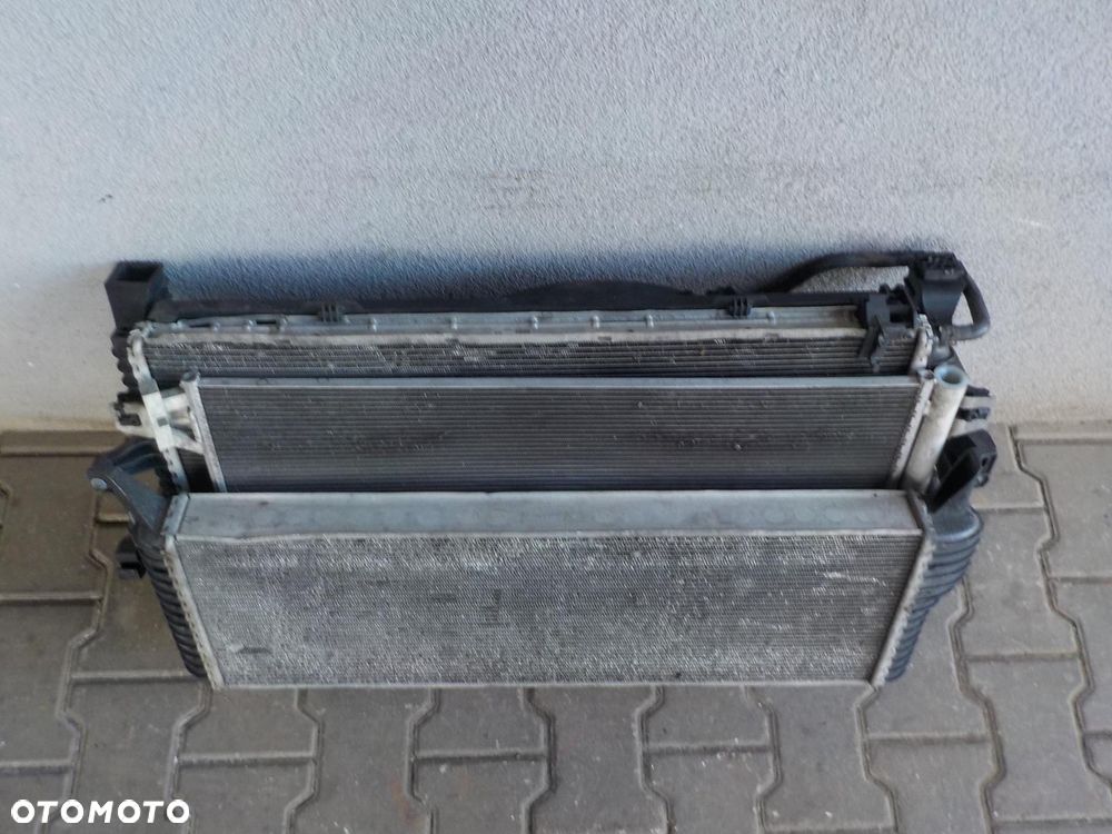 VW T6 2.0 TDI ADBLUE CHŁODNICA WODY WENTYLATOR INTERCOOLER KLIMA KOMPLET CHŁODNIC - 2