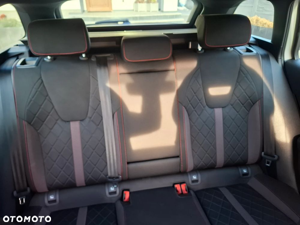 Skoda Octavia 2.0 TDI DSG RS - 16