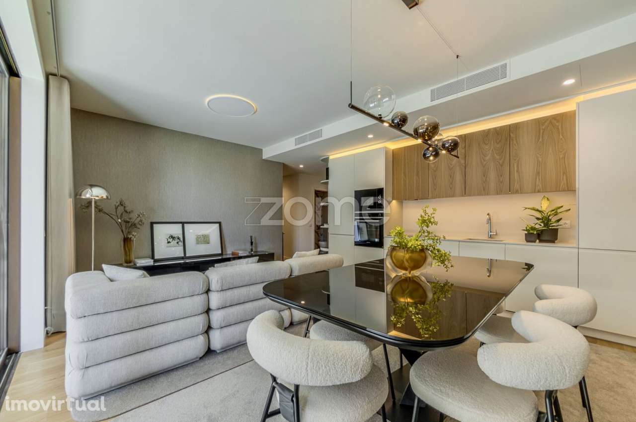 T2 nos Jardins D'Arrábida | Varanda | Condomínio Privado - Grande imagem: 5/17