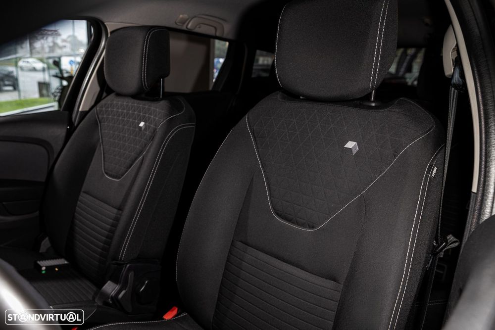 Renault Clio Sport Tourer 1.5 dCi Limited - 20