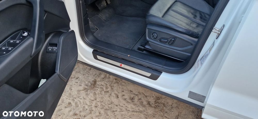 Audi Q5 55 TFSI e Quattro S Line S tronic - 9