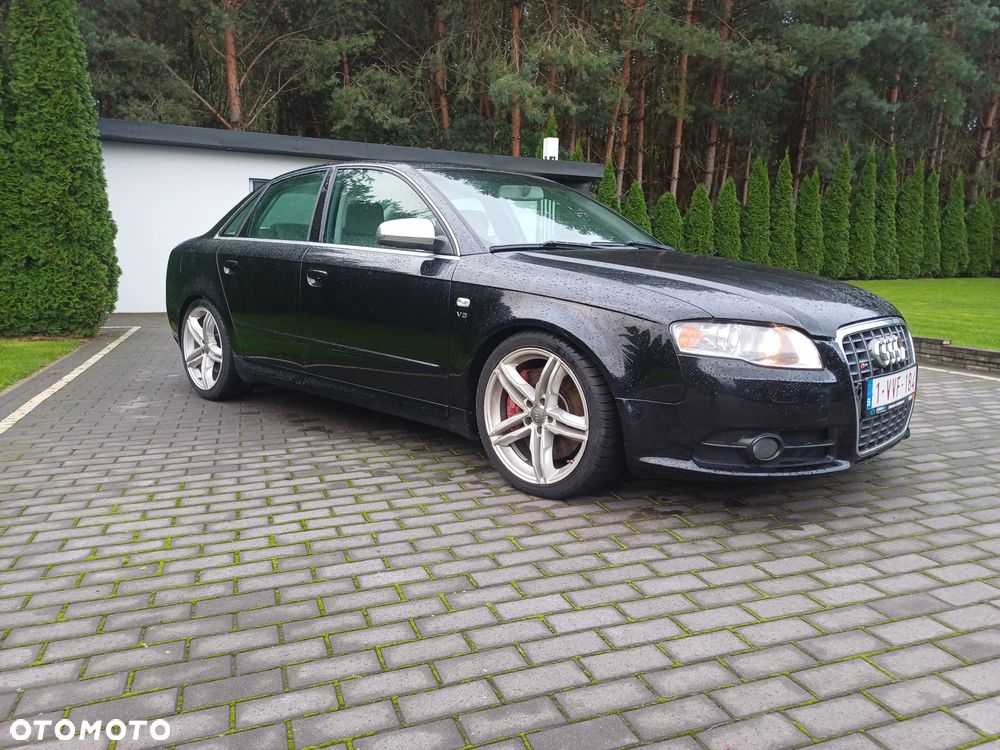 Audi S4 Limousine 4.2 Quattro Tiptr - 11