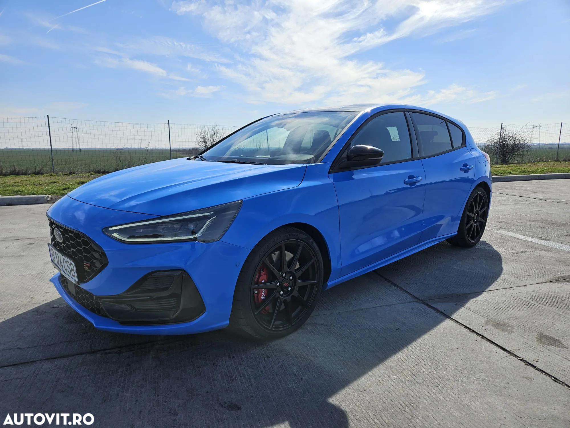 Ford Focus 2.3 Ecoboost ST X - 4