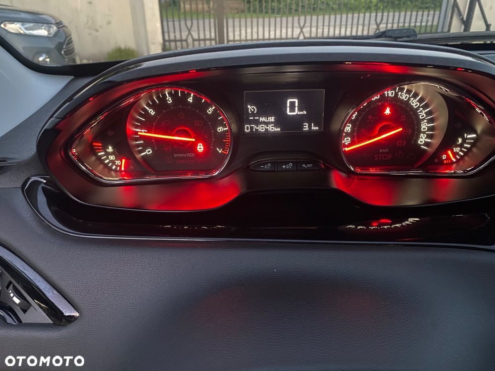 Peugeot 208 68 VTI Active - 19