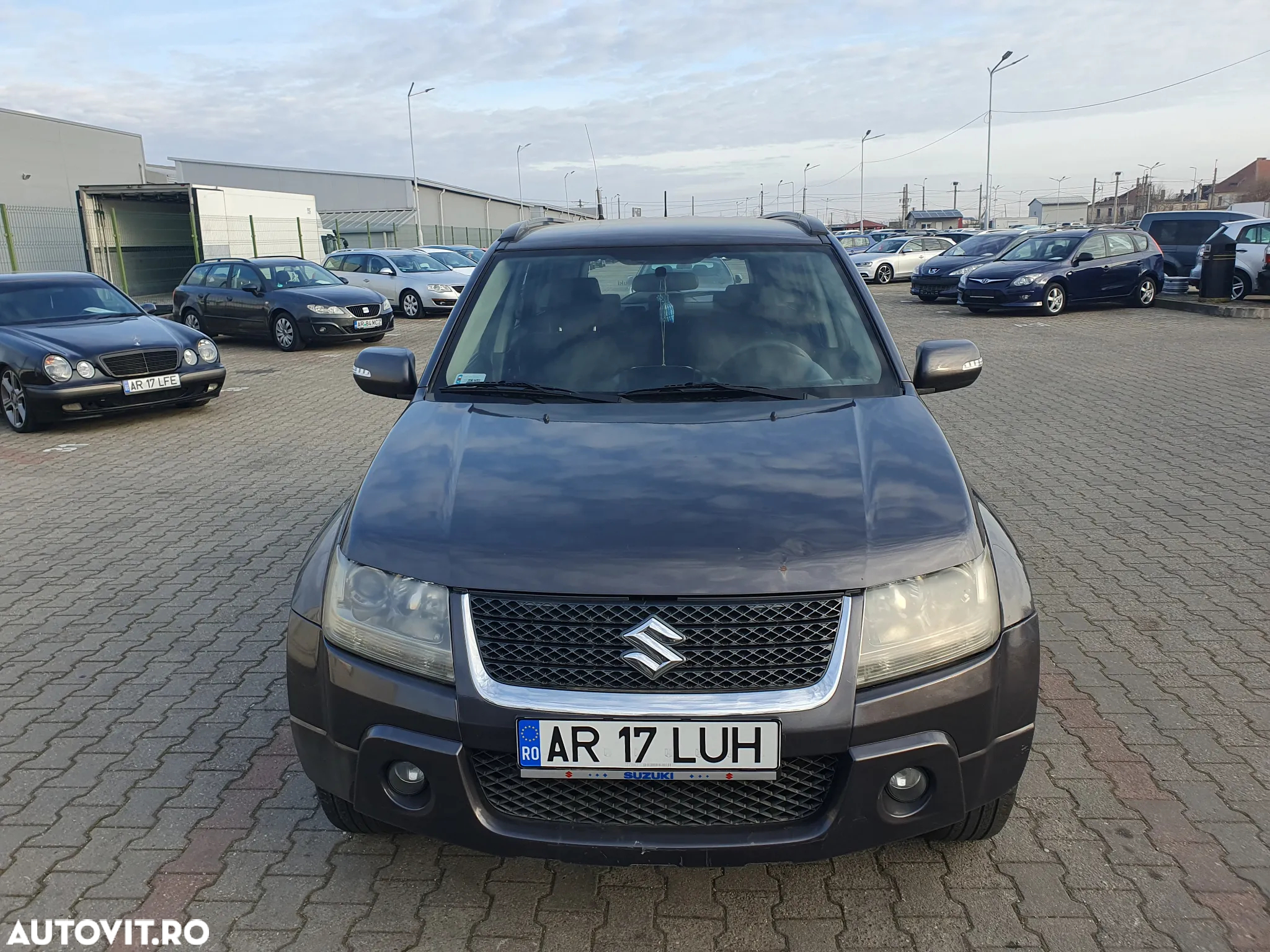 Suzuki Grand Vitara 1.9 DDIS JLX - 13