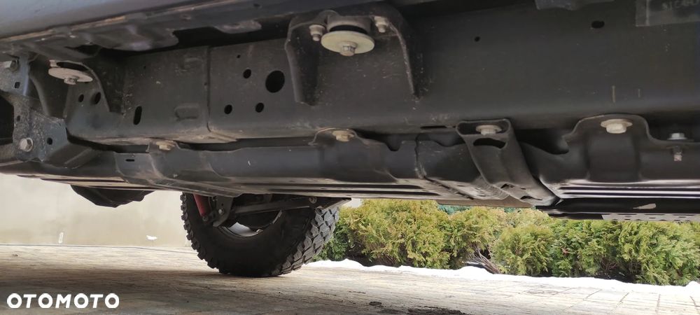 Jeep Grand Cherokee - 13