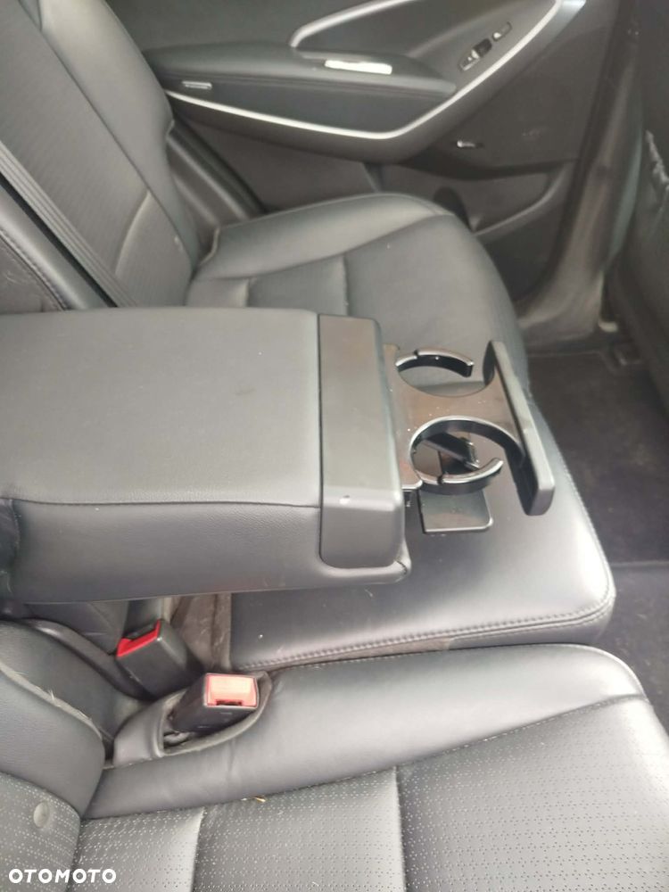 Hyundai Santa Fe 2.0 T Sport Utility - 31