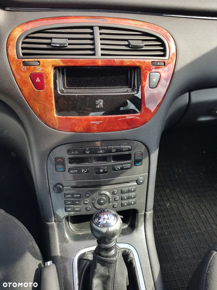 Peugeot 607 - 7