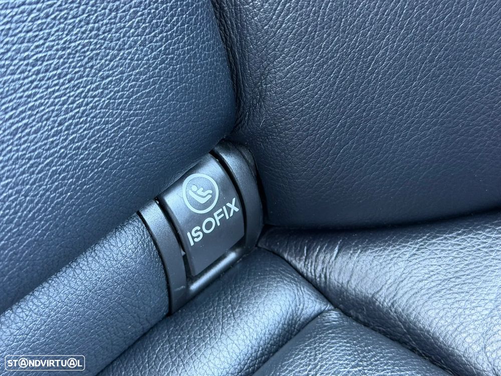 Mercedes-Benz E 250 CDI Avantgarde BlueEfficiency Auto. - 23