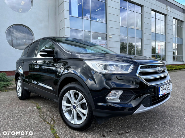 Ford Kuga 1.5 EcoBoost 2x4 Titanium