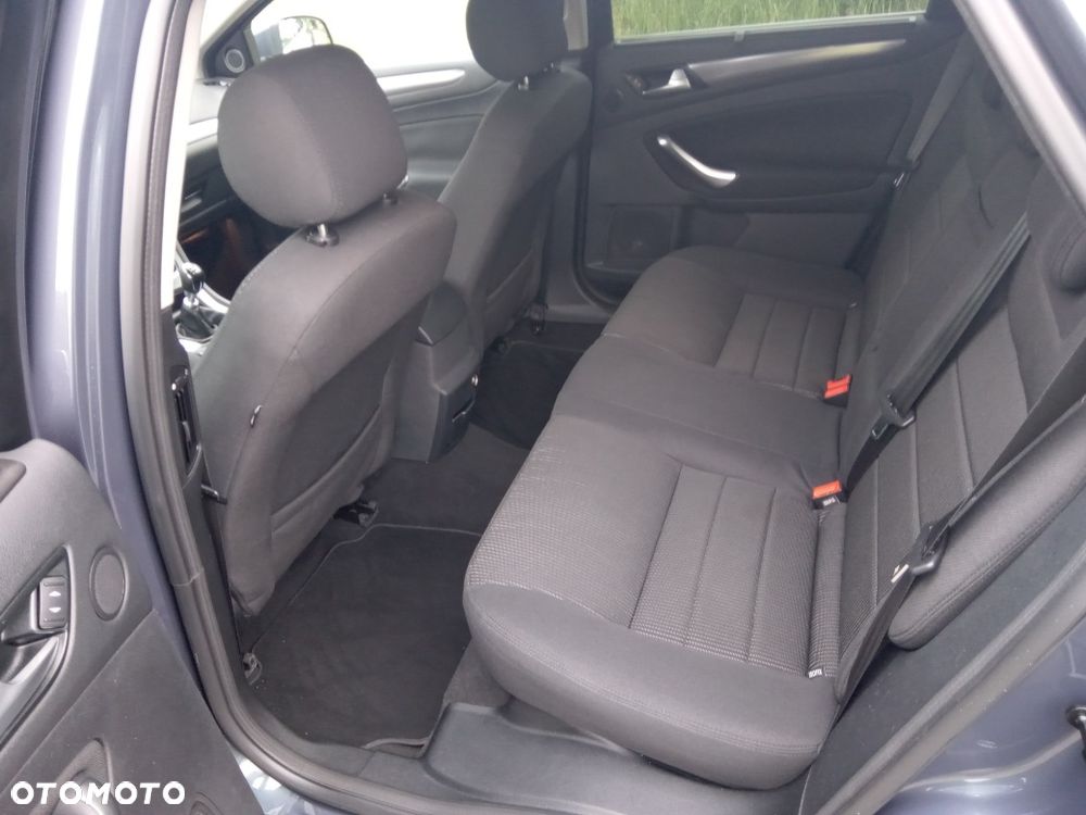 Ford Mondeo - 6
