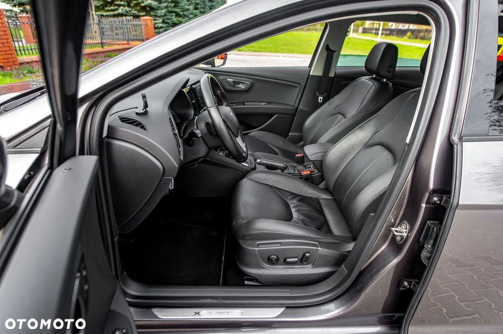 Seat Leon 2.0 TDI DPF Start&Stop DSG XCELLENCE - 6