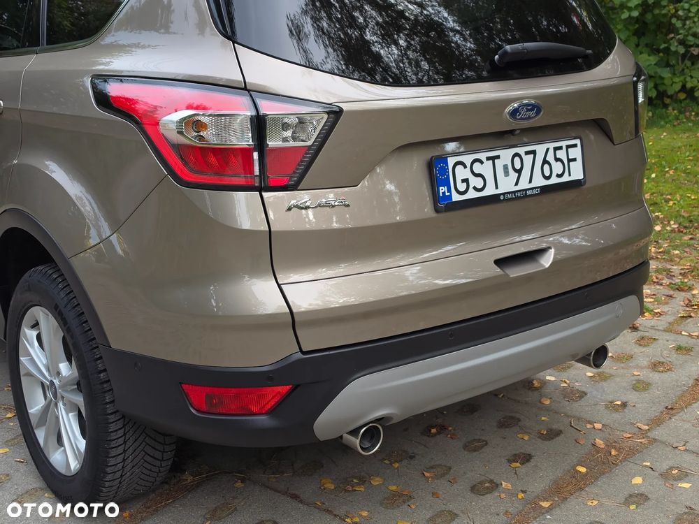 Ford Kuga 1.5 EcoBoost 2x4 Titanium - 38