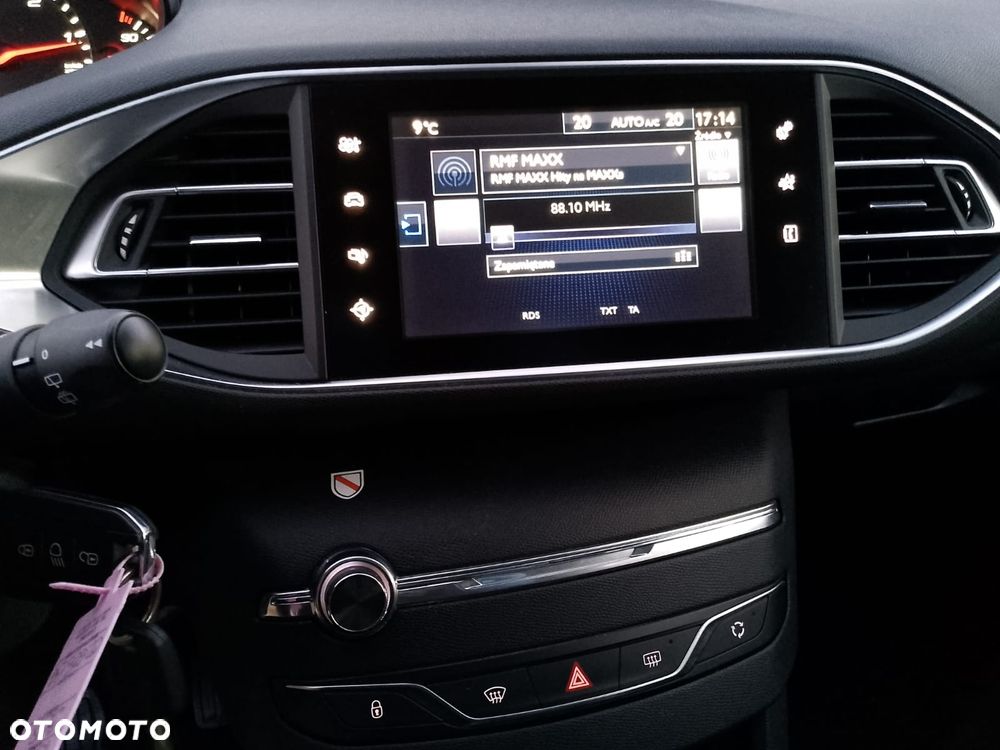 Peugeot 308 1.6 HDi Premium - 19