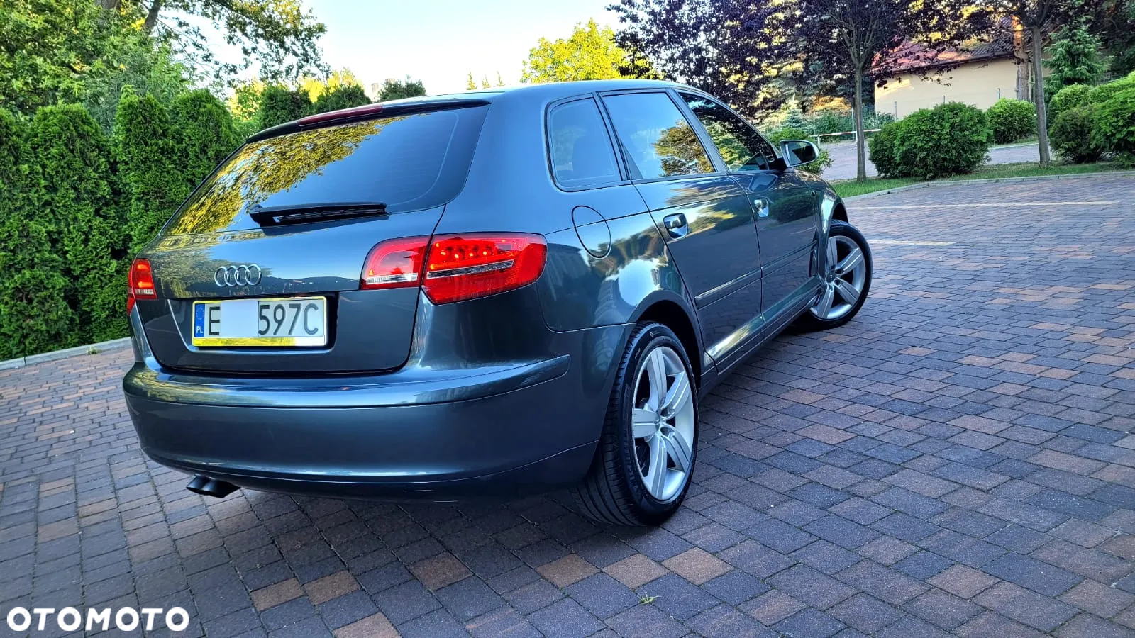 Audi A3 2.0 TDI Sportback DSG Ambiente - 4
