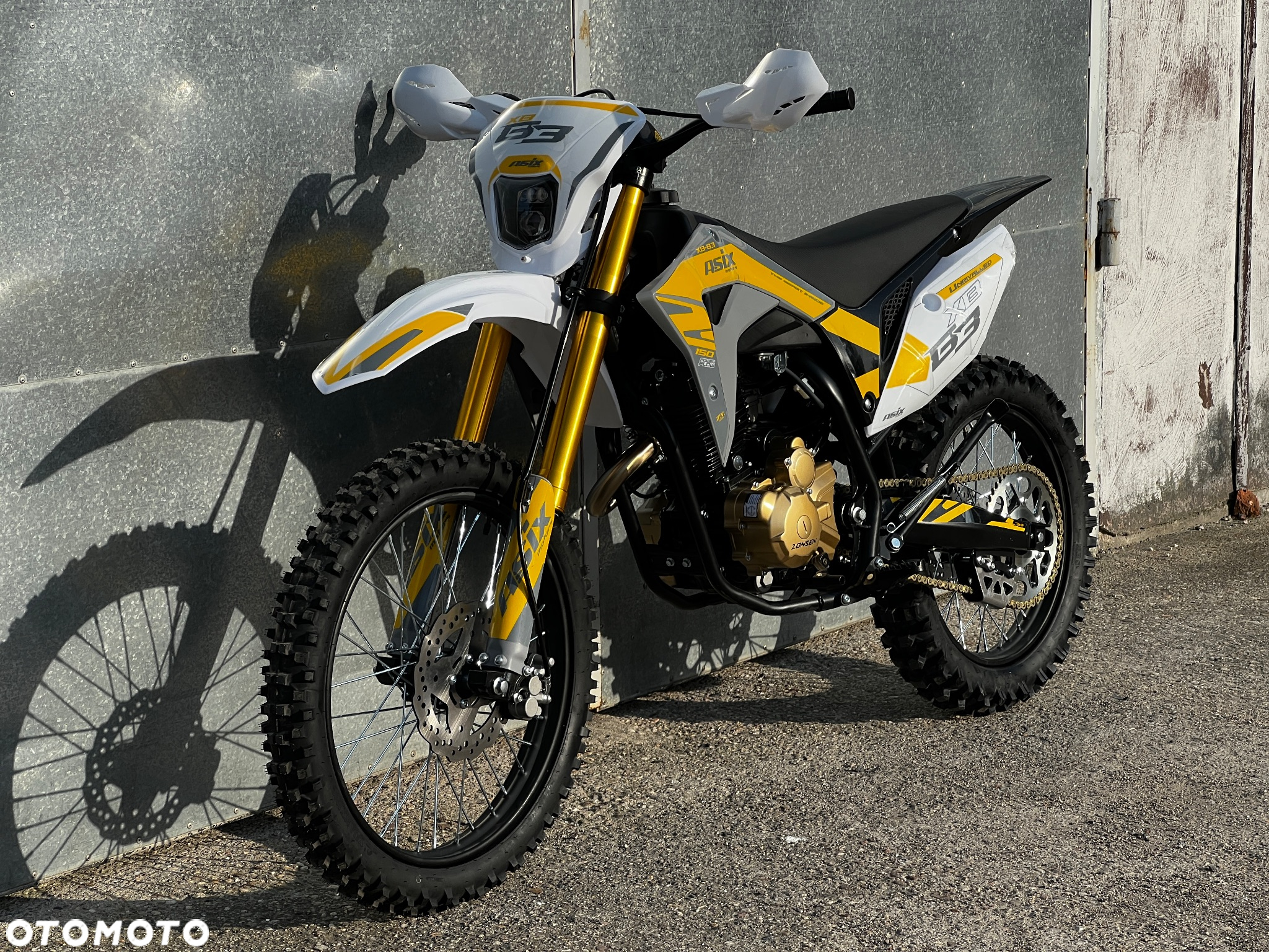 ASIX XB - 12