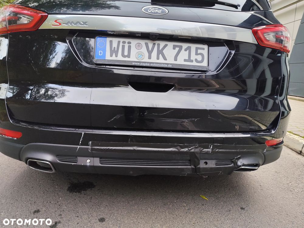 Ford S-Max - 11