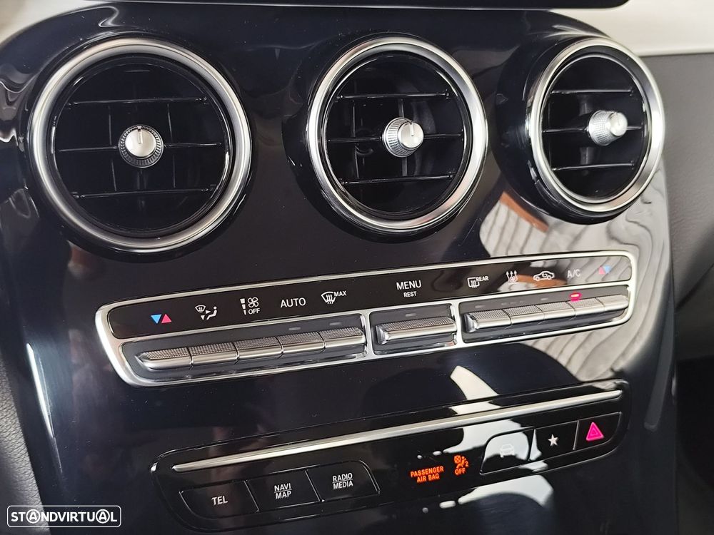Mercedes-Benz GLC 300 - 26