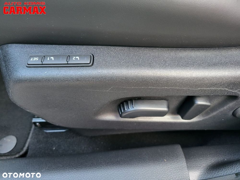 Nissan Qashqai 1.2 DIG-T Xtronic TEKNA+ - 29