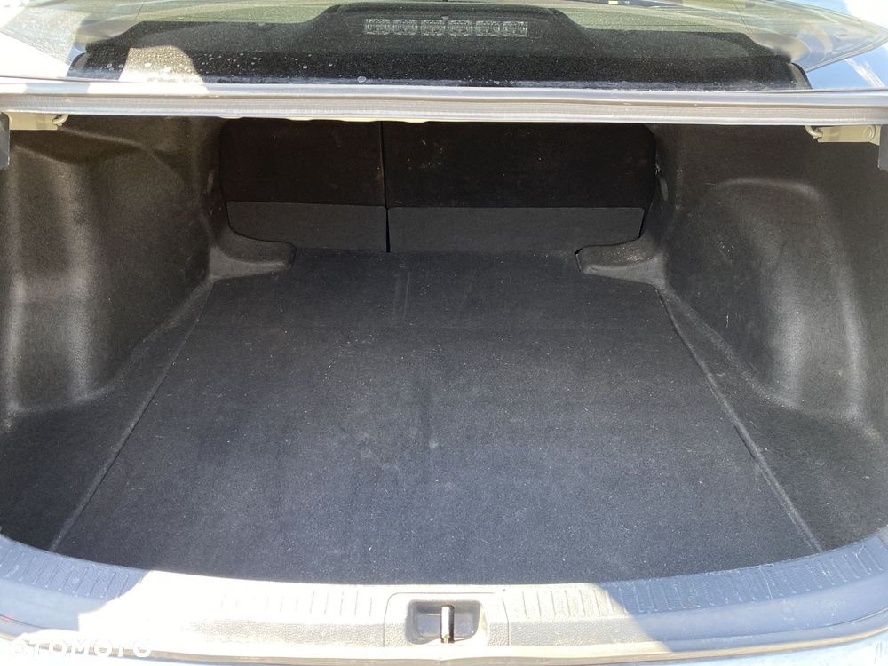 Toyota Corolla 1.5 Comfort MS - 12