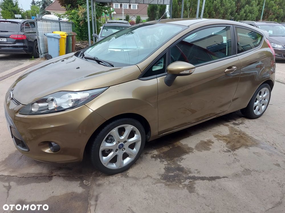 Ford Fiesta 1.4 Autom Champions Edition - 6
