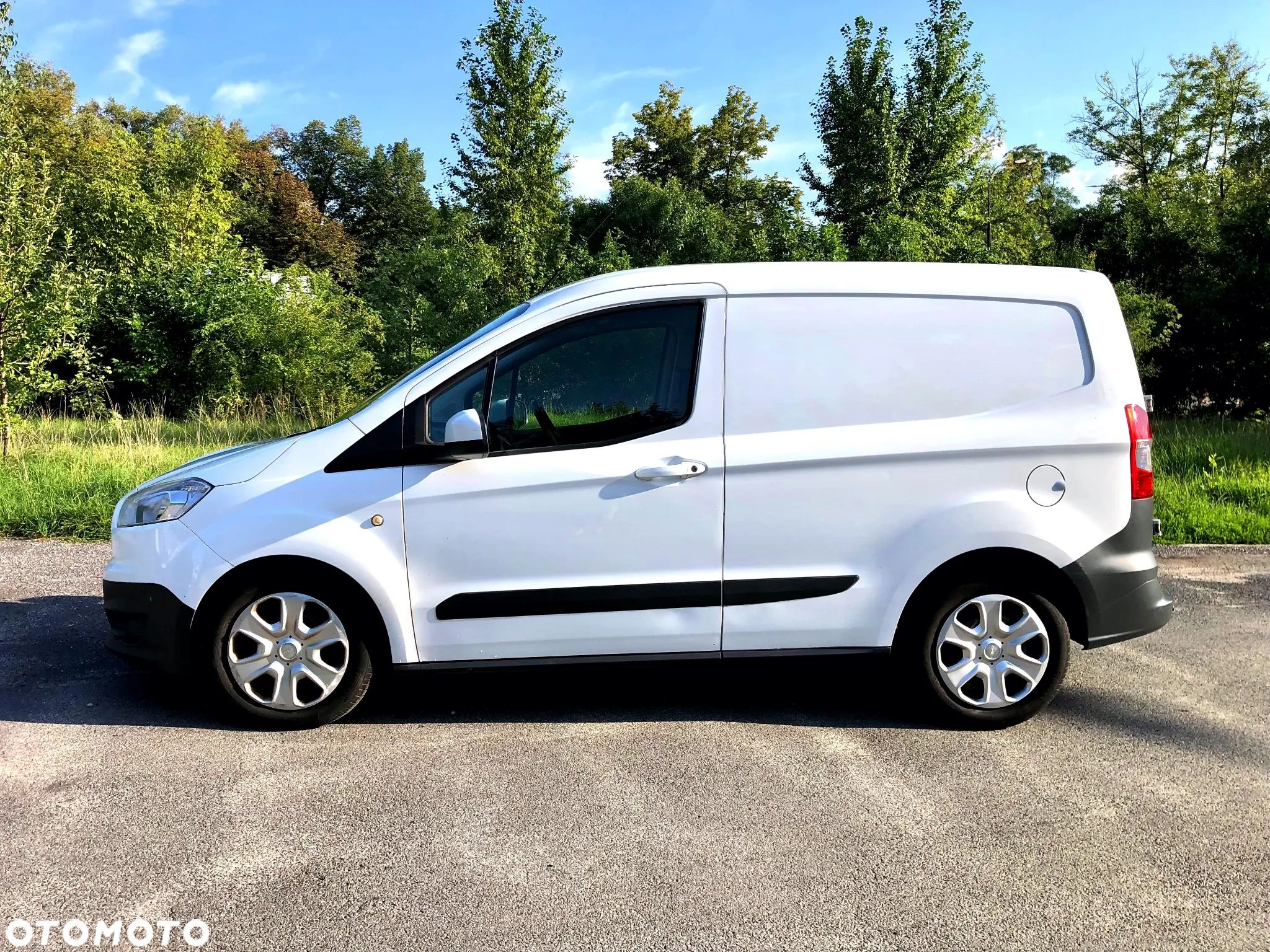Ford COURIER - 1